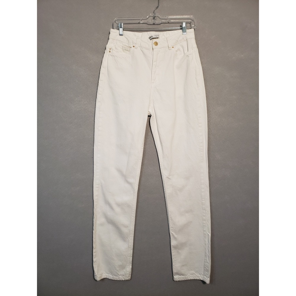 Zara 6 High Rise Straight Leg Jeans White Gold Button Minimalist Old Money Chic